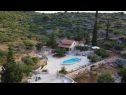Dom wakacyjny Nave - private pool: H(4+1) Postira - Wyspa Brac  - Chorwacja  - widok (dom i otoczenie)