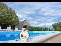Dom wakacyjny Tonka - with pool; H(4+2) Pucisca - Wyspa Brac  - Chorwacja  - dom