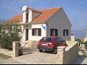 Apartamenty Marino - 150 m from beach: A1(4+1) Splitska - Wyspa Brac  - dom