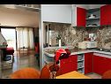 Apartamenty Aldica - 300 m from sea: A1(6) Supetar - Wyspa Brac  - Apartament - A1(6): kuchnia z jadalnią