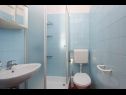 Apartamenty Miro - 3 Bedroom apartment: A1(6) Supetar - Wyspa Brac  - Apartament - A1(6): łazienka z WC