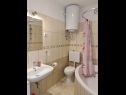 Apartamenty Sani-modern and cozy: A1(2) Supetar - Wyspa Brac  - Apartament - A1(2): łazienka z WC