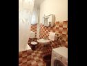 Apartamenty Mira - affordable & comfortable: A1(5) Supetar - Wyspa Brac  - Apartament - A1(5): łazienka z WC