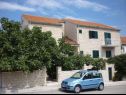 Apartamenty Bal - 400 m from beach: A2(2), A3(6) Supetar - Wyspa Brac  - dom