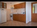 Apartamenty Brane - 100m from the beach: A1 Ana (4+1), A2 Damira (4+1) Okrug Gornji - Wyspa Ciovo  - Apartament - A2 Damira (4+1): kuchnia