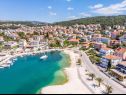 Apartamenty Doria - 20m from beach: A1 Grego(4), A3 Doric(4), A4 Teuta(2+2) Okrug Gornji - Wyspa Ciovo  - plaża