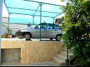 Apartamenty Naki - terrace & free parking: Studio(2+1), A2(6+1) Slatine - Wyspa Ciovo  - parking