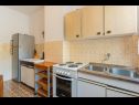 Apartamenty Mici 1 - great location and relaxing: A1(4+2) , SA2(2) Cres - Wyspa Cres  - Apartament - A1(4+2) : kuchnia