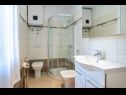 Apartamenty Mici 2 - great loaction and relaxing: SA2(2)  Cres - Wyspa Cres  - Studio apartament - SA2(2) : łazienka z WC