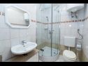 Apartamenty Kari A5(4) , SA1(2), SA2(2), SA3(2), SA4(2)  Crikvenica - Riwiera Crikvenica  - Studio apartament - SA3(2): łazienka z WC