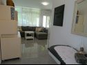 Apartamenty Radmi A1(4) - veliki, A2(4) - mali Novi Vinodolski - Riwiera Crikvenica  - Apartament - A2(4) - mali: pokój dzienny
