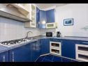Apartamenty Mila - in blue: A1(4+2), A2(5+1), A3(4+2) Banjole - Istria  - Apartament - A2(5+1): kuchnia