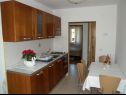 Apartamenty Zdravko: A1(2+2), A2(2+2) Fazana - Istria  - Apartament - A1(2+2): kuchnia z jadalnią