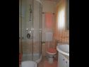 Apartamenty Zdravko: A1(2+2), A2(2+2) Fazana - Istria  - Apartament - A1(2+2): łazienka z WC