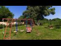 Dom wakacyjny Kova - private pool: H(8+2) Liznjan - Istria  - Chorwacja  - plac zabaw dla dzieci