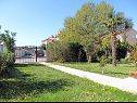 Apartamenty Jana: A3(4), A5(4), A6(4) Medulin - Istria  - dziedziniec