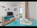 Apartamenty Fimi- with swimming pool A1 Blue(2), A2 Green(3), A3 BW(4) Medulin - Istria  - Apartament - A1 Blue(2): pokój dzienny