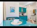 Apartamenty Fimi- with swimming pool A1 Blue(2), A2 Green(3), A3 BW(4) Medulin - Istria  - Apartament - A1 Blue(2): kuchnia z jadalnią