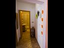 Apartamenty Luka A1(4), A2(4) Vrbnik - Wyspa Krk  - Apartament - A1(4): korytarz