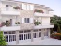 Apartamenty Ivi - 100 m from pebble beach: A1(2+2), A2(2+2), A3(2+2), A4(4+4), A5(2+2) Drasnice - Riwiera Makarska  - dom