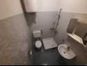 Apartamenty Željko - spacious and affordable A1(6+2), SA2(2), SA3(2), SA4(2+1) Makarska - Riwiera Makarska  - Studio apartament - SA3(2): łazienka z WC