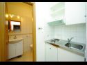 Apartamenty i pokoje Ljuba - 130 meter from sea SA1(2), SA2(2+1), SA6(2+1), A4(2+1), R3(2+1), R7(2+1) Makarska - Riwiera Makarska  - Studio apartament - SA6(2+1): kuchnia