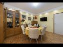 Apartamenty Stipe - comfortable apartment for 6 person: A(4+2) Makarska - Riwiera Makarska  - Apartament - A(4+2): pokój dzienny