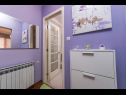 Apartamenty Palmina - comfort apartment: A1 veliki (6),  A2 žuti (4+1), A3 lila (2), SA4 bijeli (2) Makarska - Riwiera Makarska  - Studio apartament - SA4 bijeli (2): korytarz