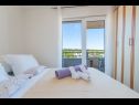 Apartamenty Duki - sea view: A1(4+1), A2(3+2) Makarska - Riwiera Makarska  - Apartament - A2(3+2): sypialnia