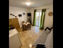 Apartamenty Bogomir - 80 m from beach: A1(4+1) Podgora - Riwiera Makarska  - Apartament - A1(4+1): pokój dzienny