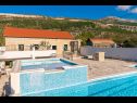 Dom wakacyjny Stipe - with pool : H(6+1) Rascane - Riwiera Makarska  - Chorwacja  - basen