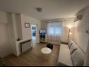 Apartamenty Matija - 30 m from sea: A1(4+2), A2(2+2) Jezera - Wyspa Murter  - Apartament - A2(2+2): pokój dzienny