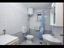 Apartamenty Petar - free parking A1(3+1), A2(5) Dugi Rat - Riwiera Omis  - Apartament - A2(5): łazienka z WC