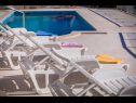 Apartamenty Saga - with swimming pool A2(2+1), A3(6+1) Lokva Rogoznica - Riwiera Omis  - basen