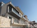 Apartamenty Iva - with beautiful view: A1(4+1) Omis - Riwiera Omis  - dom