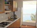 Apartamenty Mako - 15m from beach: A1(7), B2(2+3), SA C3(2), D4(5) Pisak - Riwiera Omis  - Apartament - A1(7): kuchnia