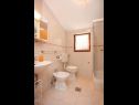 Apartamenty Glory - 100m from beach; A1(4) Zdrelac - Wyspa Pasman  - Apartament - A1(4): łazienka z WC