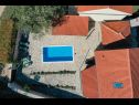 Dom wakacyjny Tihomir - with pool : H(6+2) Drnis - Riwiera Sibenik  - Chorwacja  - dom