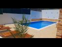 Dom wakacyjny Mary - with pool: H(8) Rogoznica - Riwiera Sibenik  - Chorwacja  - dom