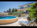 Dom wakacyjny Villa Ante - with pool: H(6) Rogac - Wyspa Solta  - Chorwacja  - basen