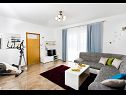 Apartamenty Mariska - with swimming pool: A1(6+2), A2(6+2) Podstrana - Riwiera Split  - Apartament - A1(6+2): pokój dzienny