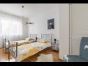 Apartamenty Neven - comfortable & great location: A1(4+2) Split - Riwiera Split  - Apartament - A1(4+2): sypialnia