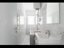 Apartamenty Neven - comfortable & great location: A1(4+2) Split - Riwiera Split  - Apartament - A1(4+2): łazienka z WC