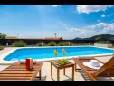 Dom wakacyjny Pax - with pool: H(4+2) Marina - Riwiera Trogir  - Chorwacja  - dom