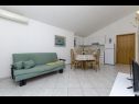 Apartamenty Mil - 80m from the sea A1(4+1), A2(2) Sevid - Riwiera Trogir  - Apartament - A2(2): pokój dzienny