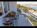 Apartamenty Petar - great location close to the sea: A1 Donji (4+2), A2 Gornji (4+2) Trogir - Riwiera Trogir  - Apartament - A2 Gornji (4+2): balkon