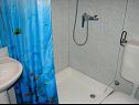 Apartamenty Tone - spacious and comfortable: A1 zuti(5+2), A2 plavi(5+2) Trogir - Riwiera Trogir  - Apartament - A1 zuti(5+2): łazienka z WC