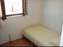 Apartamenty Tone - spacious and comfortable: A1 zuti(5+2), A2 plavi(5+2) Trogir - Riwiera Trogir  - Apartament - A1 zuti(5+2): sypialnia