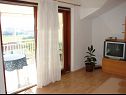 Apartamenty Tone - spacious and comfortable: A1 zuti(5+2), A2 plavi(5+2) Trogir - Riwiera Trogir  - Apartament - A2 plavi(5+2): pokój dzienny