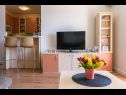 Apartamenty Maša - modern sea view apartment: A1(4+1) Trogir - Riwiera Trogir  - Apartament - A1(4+1): pokój dzienny